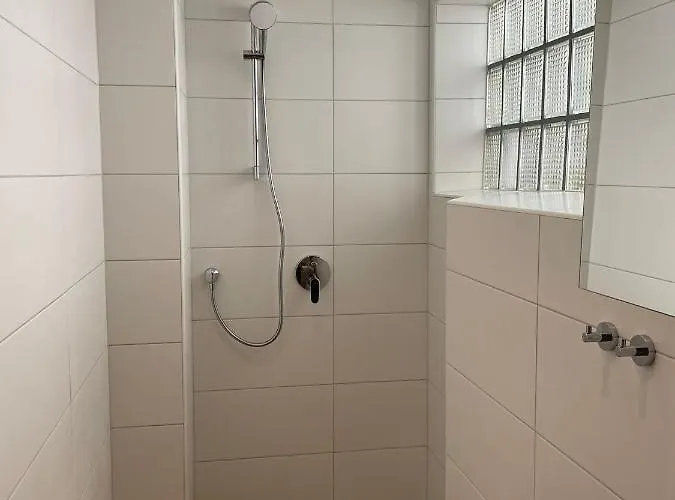 Beutelsbacherstr. 12 C * Штутгарт