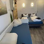 Beutelsbacherstr. 12 C * 슈투트가르트